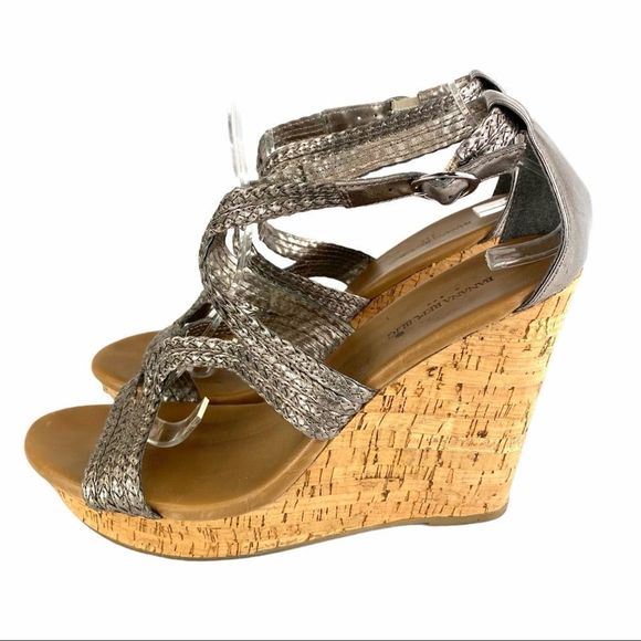Banana Republic Metallic Cork Wedges - 9 - Picture 6 of 17